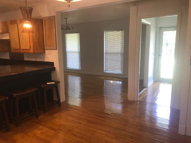 111 Lionel B, Summerville, SC 29483