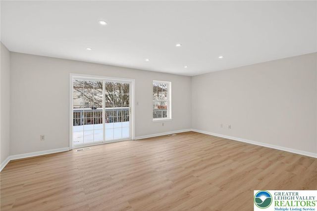 2823 Sequoia Drive, Macungie Boro, PA 18062