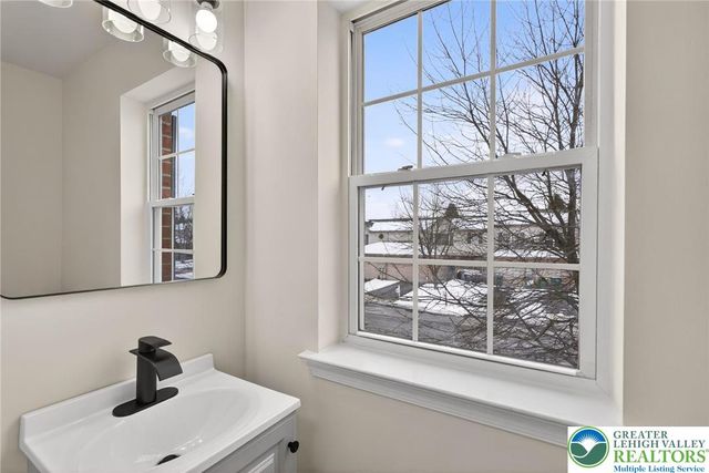 2823 Sequoia Drive, Macungie Boro, PA 18062