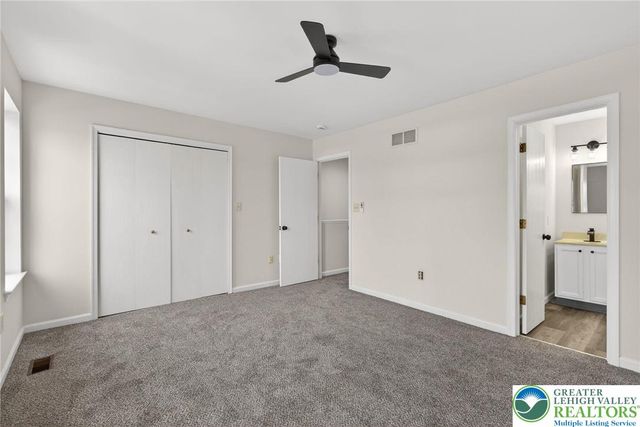 2823 Sequoia Drive, Macungie Boro, PA 18062