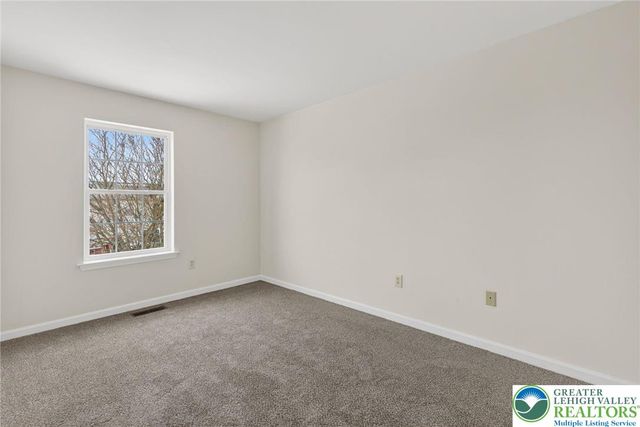 2823 Sequoia Drive, Macungie Boro, PA 18062