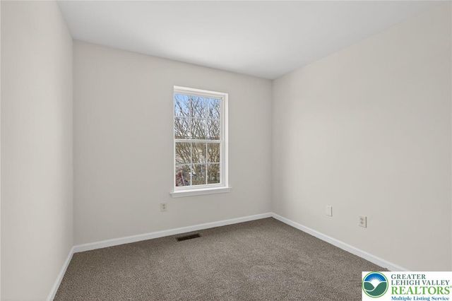 2823 Sequoia Drive, Macungie Boro, PA 18062