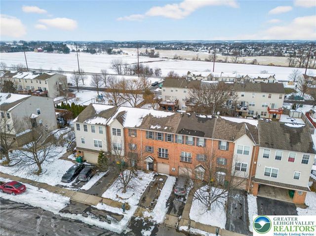 2823 Sequoia Drive, Macungie Boro, PA 18062