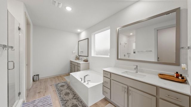 1904 Jay Bird LN, Leander, TX 78641