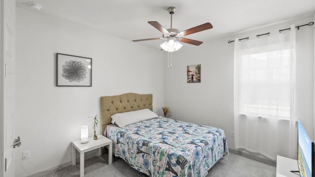 1904 Jay Bird LN, Leander, TX 78641