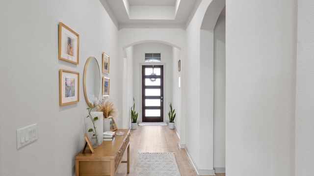 1904 Jay Bird LN, Leander, TX 78641