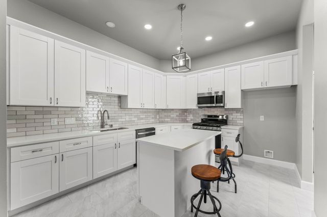 8153 Crestview Drive, Houston, TX 77028