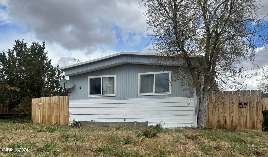 6305 Blackwood Road, Sun Valley, NV 89433