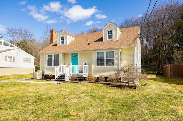 14 Van Wert Place, Hyde Park, NY 12538