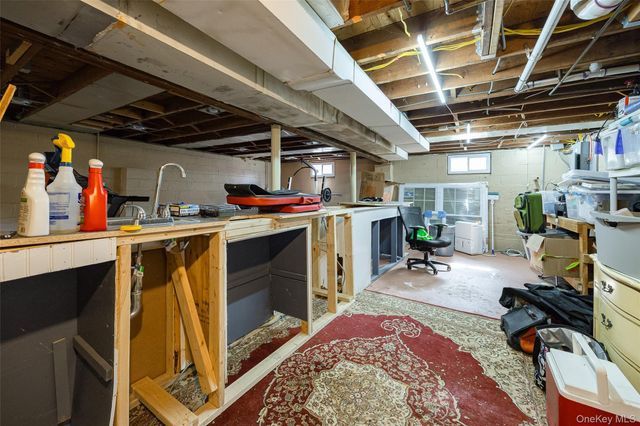 14 Van Wert Place, Hyde Park, NY 12538