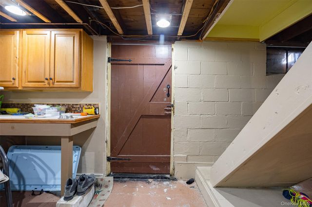 14 Van Wert Place, Hyde Park, NY 12538