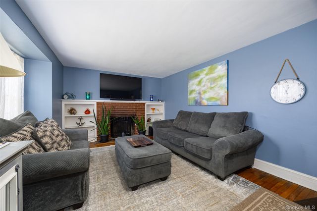 14 Van Wert Place, Hyde Park, NY 12538