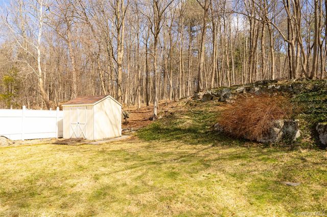 14 Van Wert Place, Hyde Park, NY 12538