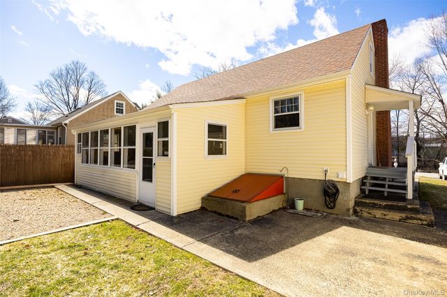 14 Van Wert Place, Hyde Park, NY 12538