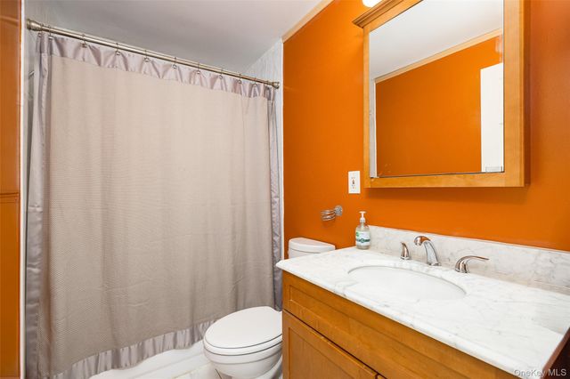 14 Van Wert Place, Hyde Park, NY 12538