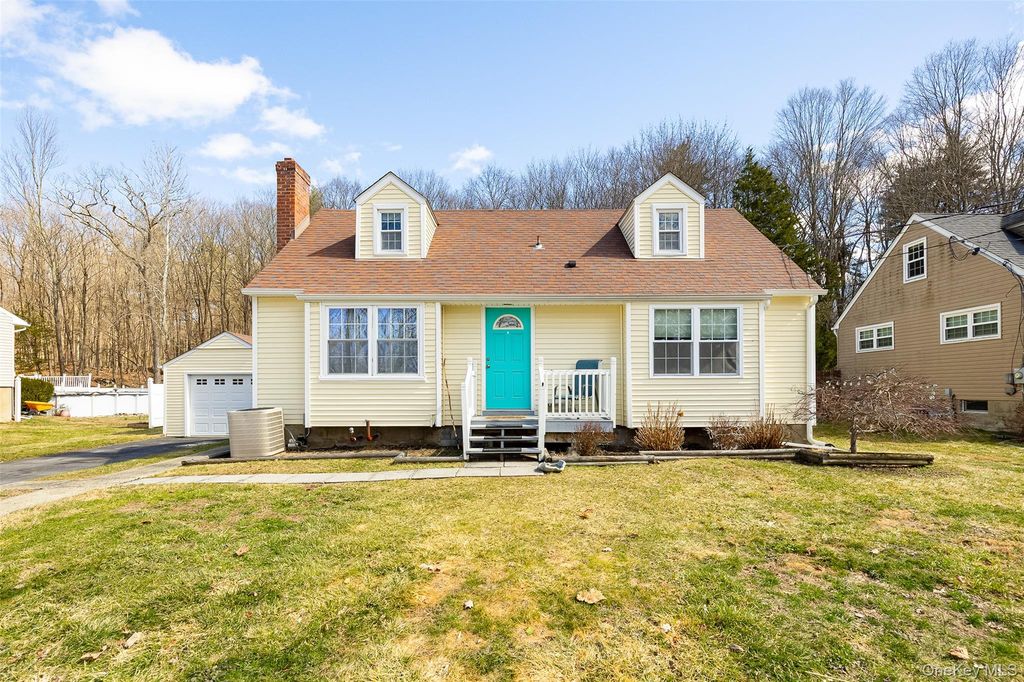 14 Van Wert Place, Hyde Park, NY 12538