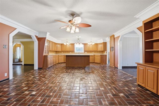 504 Bowie Street, Sulphur, LA 70663