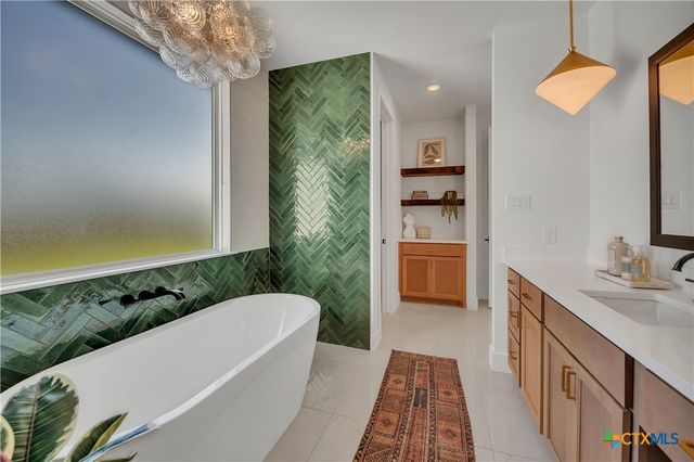 6612 King Oaks Boulevard, Salado, TX 76571