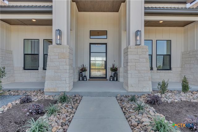 6612 King Oaks Boulevard, Salado, TX 76571