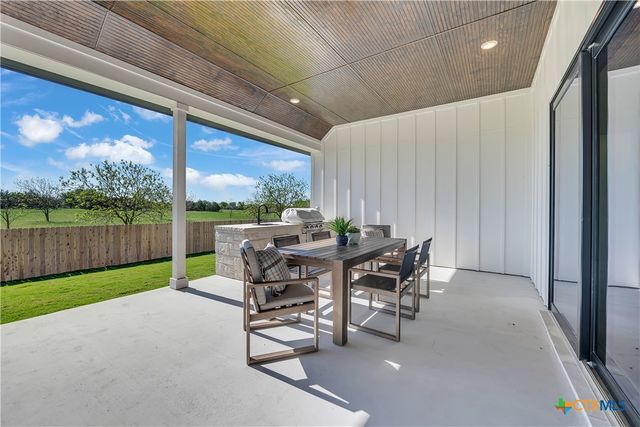 6612 King Oaks Boulevard, Salado, TX 76571