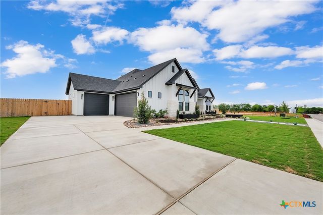 6612 King Oaks Boulevard, Salado, TX 76571