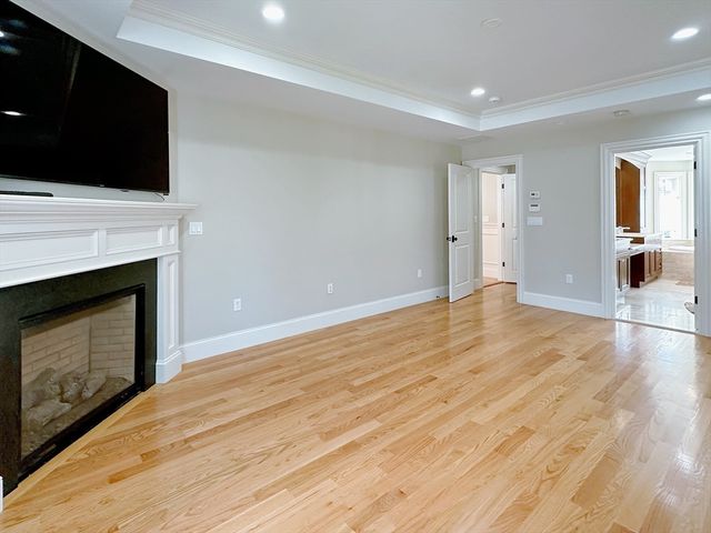 9 Vine St, Newton, MA 02467
