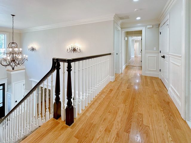 9 Vine St, Newton, MA 02467