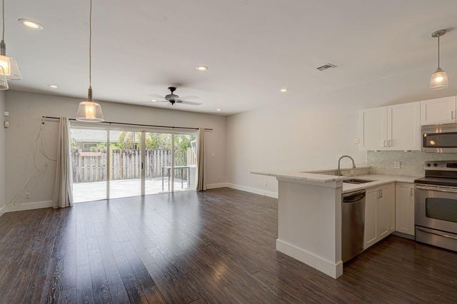804 SW 4th Avenue, Fort Lauderdale, FL 33315