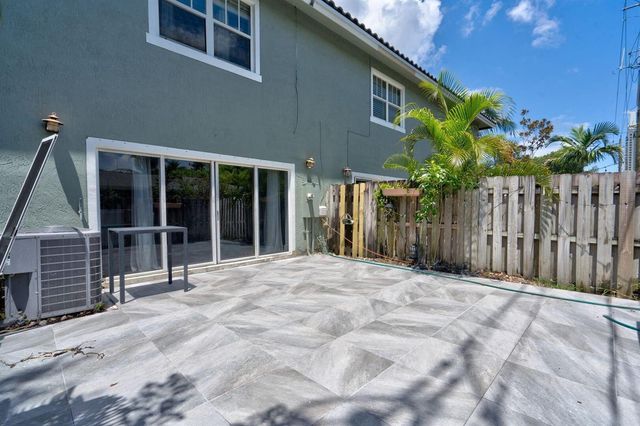 804 SW 4th Avenue, Fort Lauderdale, FL 33315