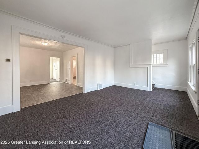 1013 N Pennsylvania Avenue, Lansing, MI 48906