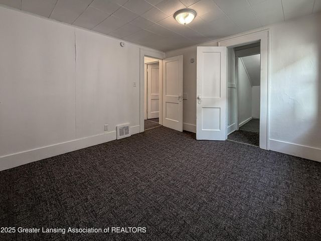 1013 N Pennsylvania Avenue, Lansing, MI 48906