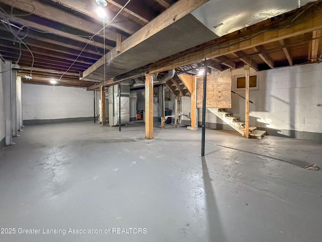 1013 N Pennsylvania Avenue, Lansing, MI 48906