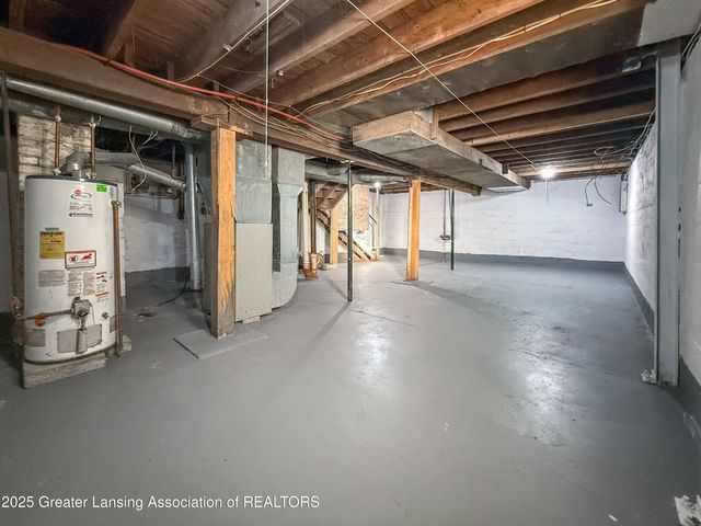 1013 N Pennsylvania Avenue, Lansing, MI 48906