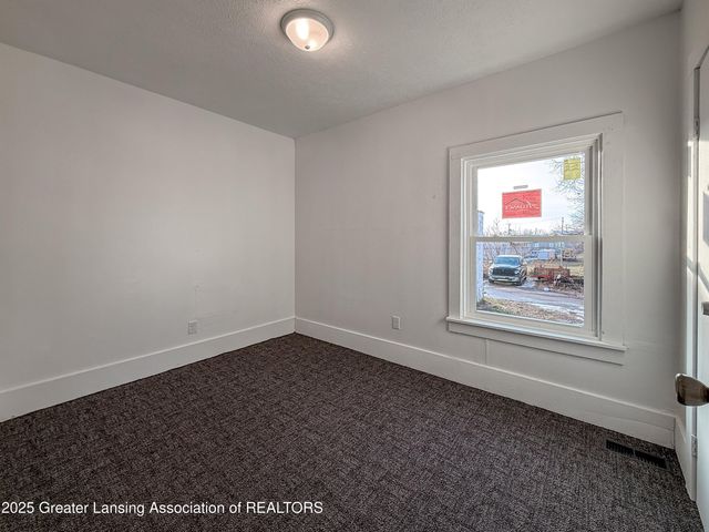 1013 N Pennsylvania Avenue, Lansing, MI 48906