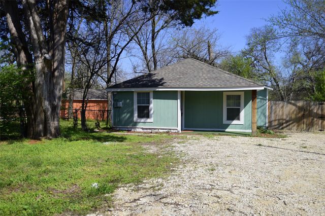 927 W Baker Street, Denison, TX 75020