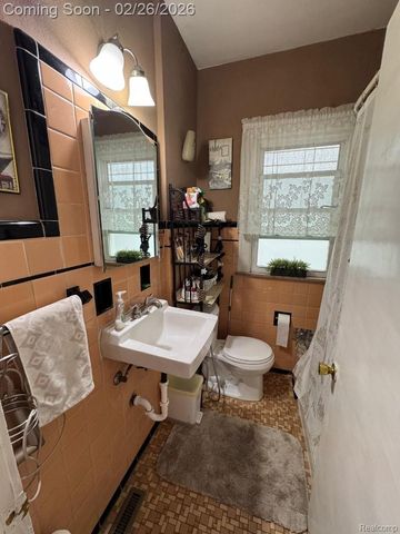 5059 Hartwell Street, Dearborn, MI 48126