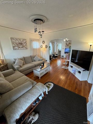 5059 Hartwell Street, Dearborn, MI 48126