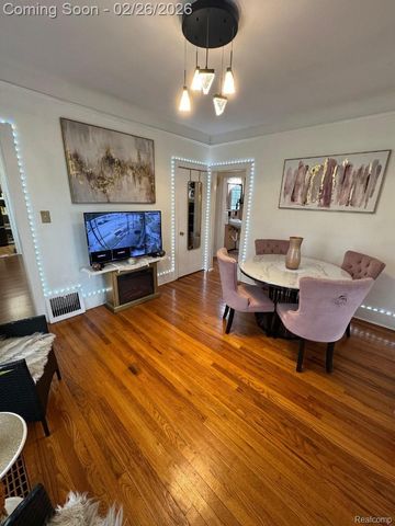 5059 Hartwell Street, Dearborn, MI 48126