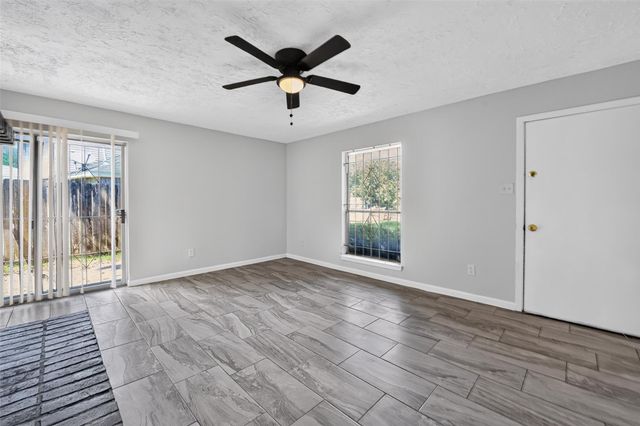 15414 Bow Lane, Houston, TX 77053