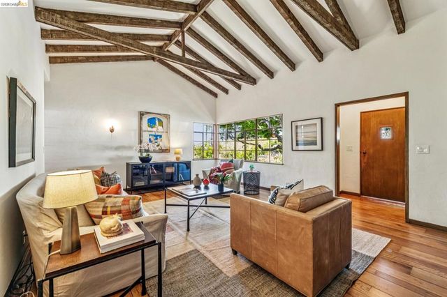 335 Vermont Ave, Berkeley, CA 94707