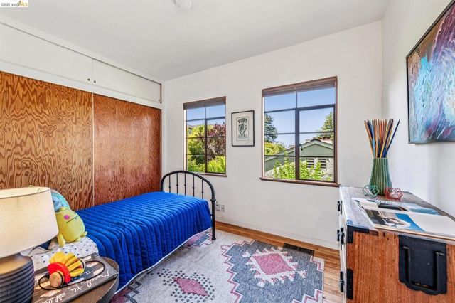335 Vermont Ave, Berkeley, CA 94707