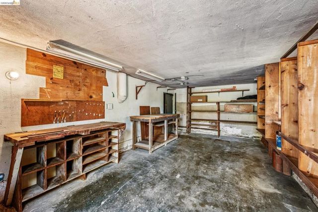 335 Vermont Ave, Berkeley, CA 94707