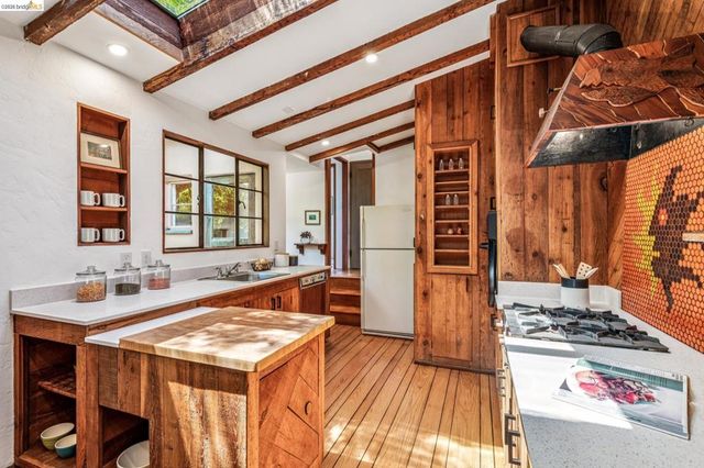 335 Vermont Ave, Berkeley, CA 94707