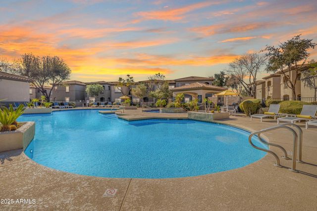 17374 N 89TH Avenue B2, Peoria, AZ 85382