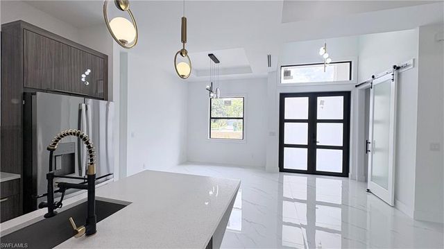 2375 2nd AVE SE, Naples, FL 34117