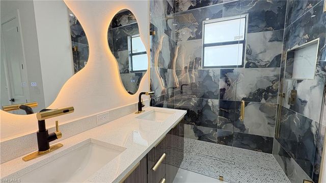 2375 2nd AVE SE, Naples, FL 34117