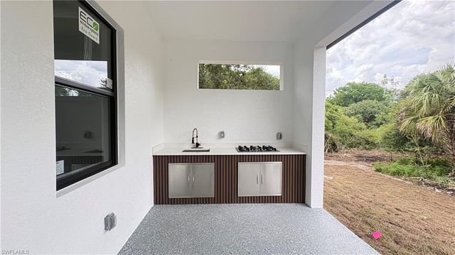 2375 2nd AVE SE, Naples, FL 34117