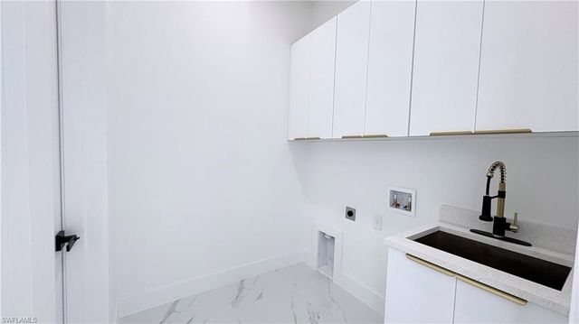 2375 2nd AVE SE, Naples, FL 34117