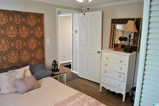 2114 NIXON DRIVE SE, Bessemer, AL 35022