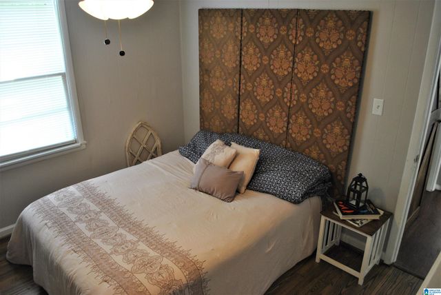 2114 NIXON DRIVE SE, Bessemer, AL 35022